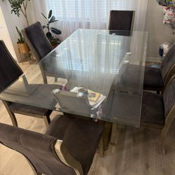 Dinning Table 