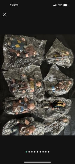 New how to train your Dragon figure set