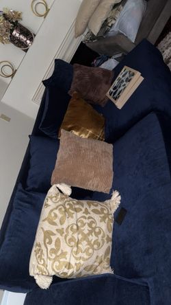 Decorative couch pillows