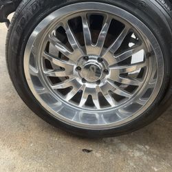 22x10 Ford 6 Lug