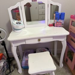 Kids Vanity 