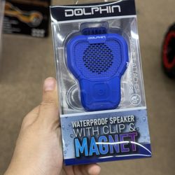 WaterProof Speaker w/ Clip & Magnet