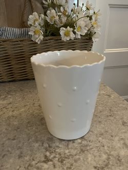 Darling Ceramic Scalloped Planter $6