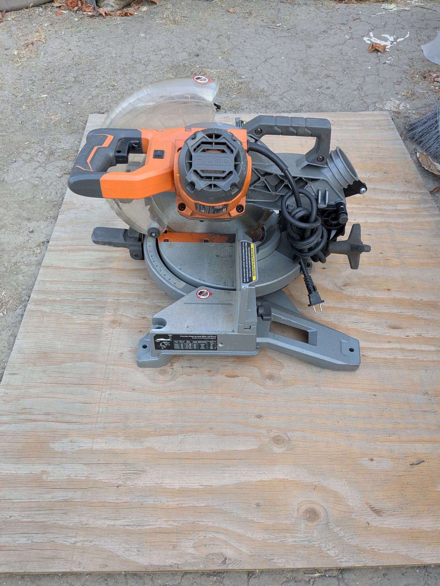RIDGID R4113 15 Amp 10" inch Dual Miter Saw with LED Cut Line Indicator