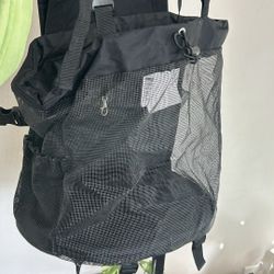 New Pet Carrier/backpack With Adjustable Straps 