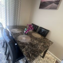 Dinner table 