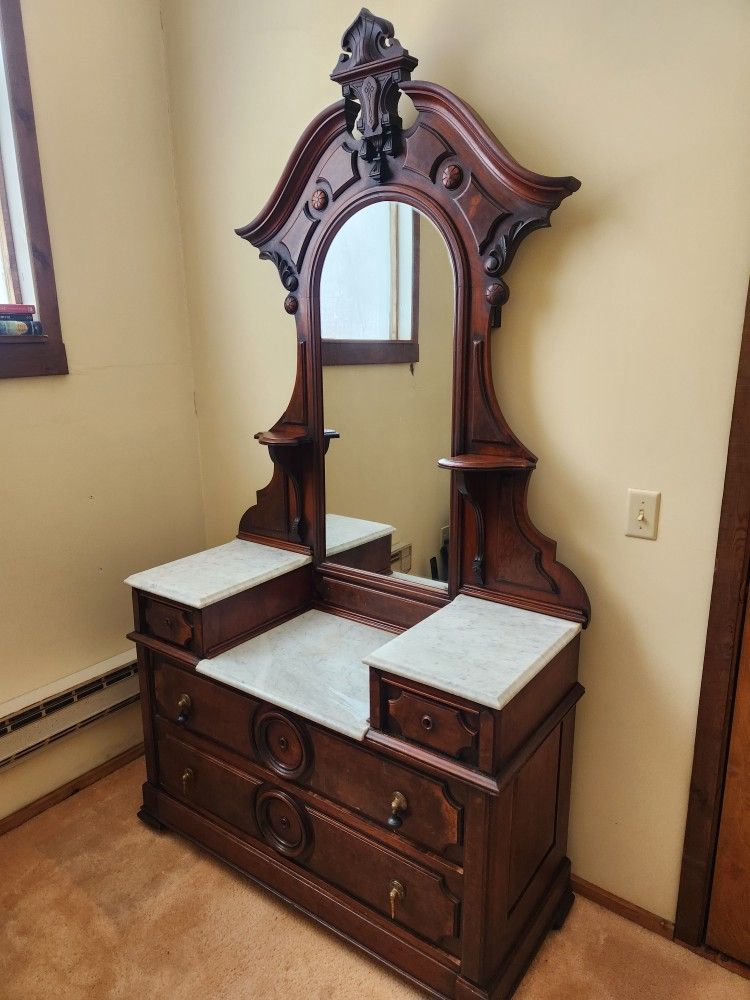 Walnut Renaissance Drop Center Dresser