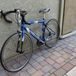 Giant OCR2 Road Bike - Small Frame