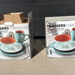 2 Baum Tangiers 16-Piece Dinnerware Set