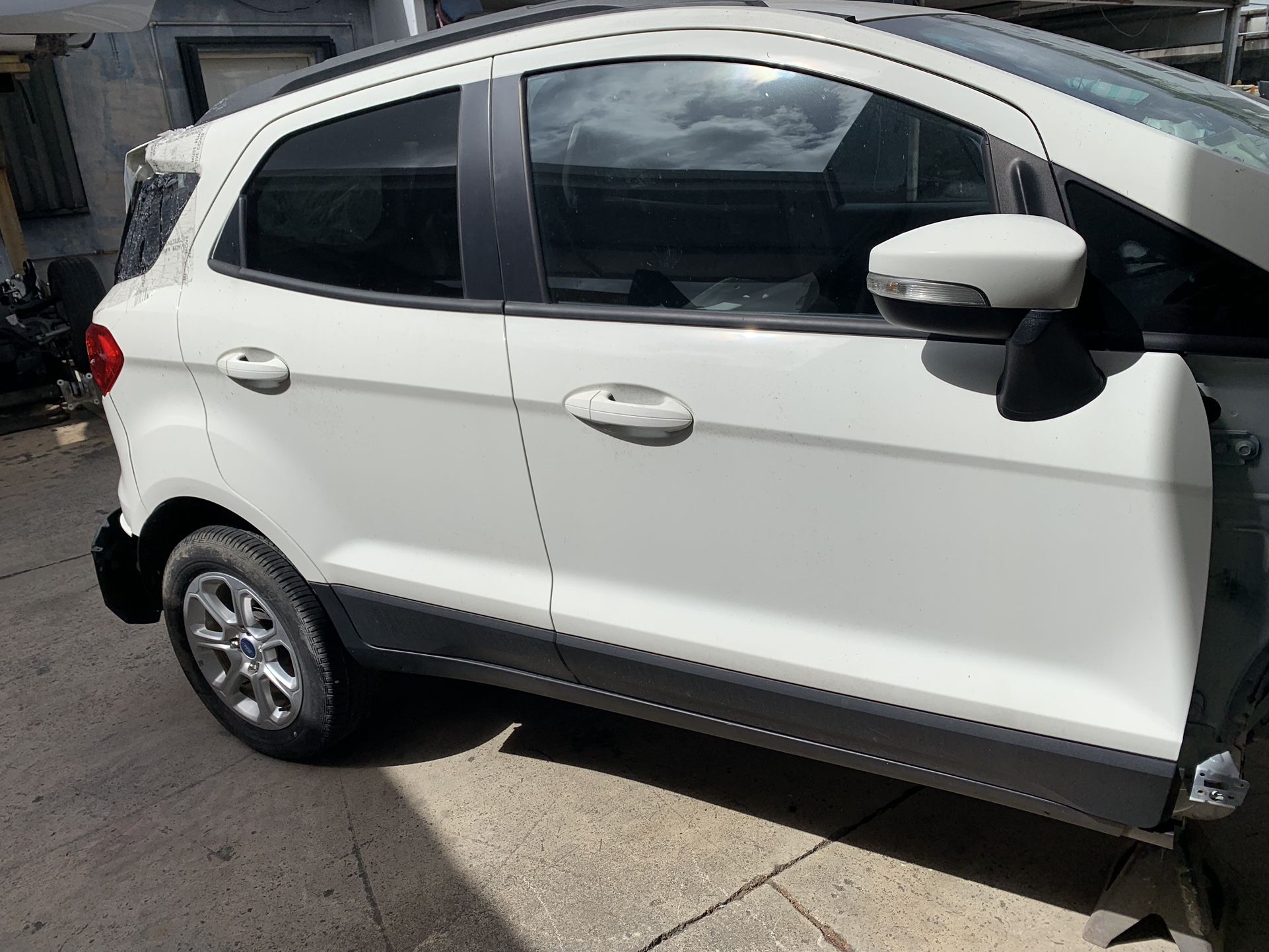 FORD ECOSPORT DOORS PARTS