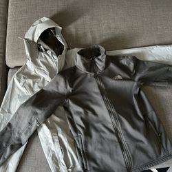 Sz Small (S) The North Face Jacket