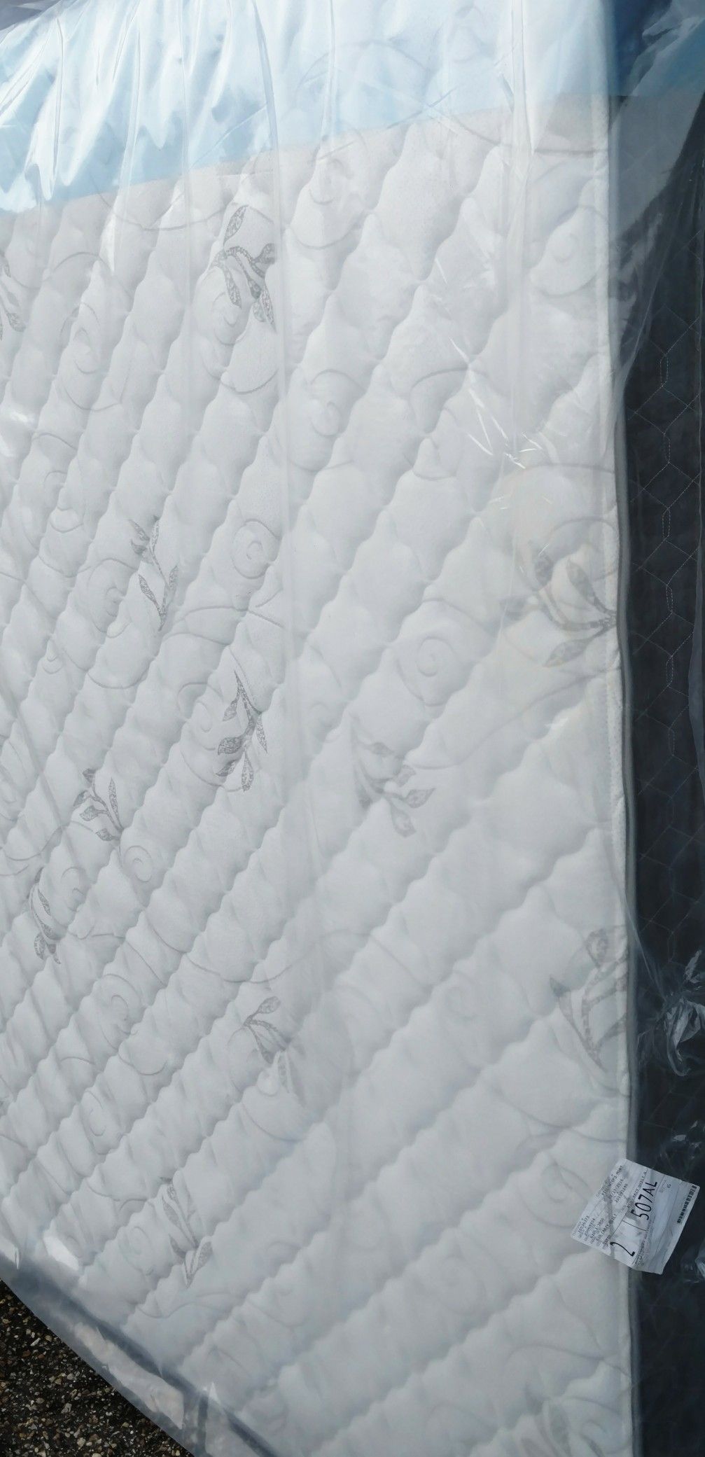 Brand New Pillow Top Queen Set