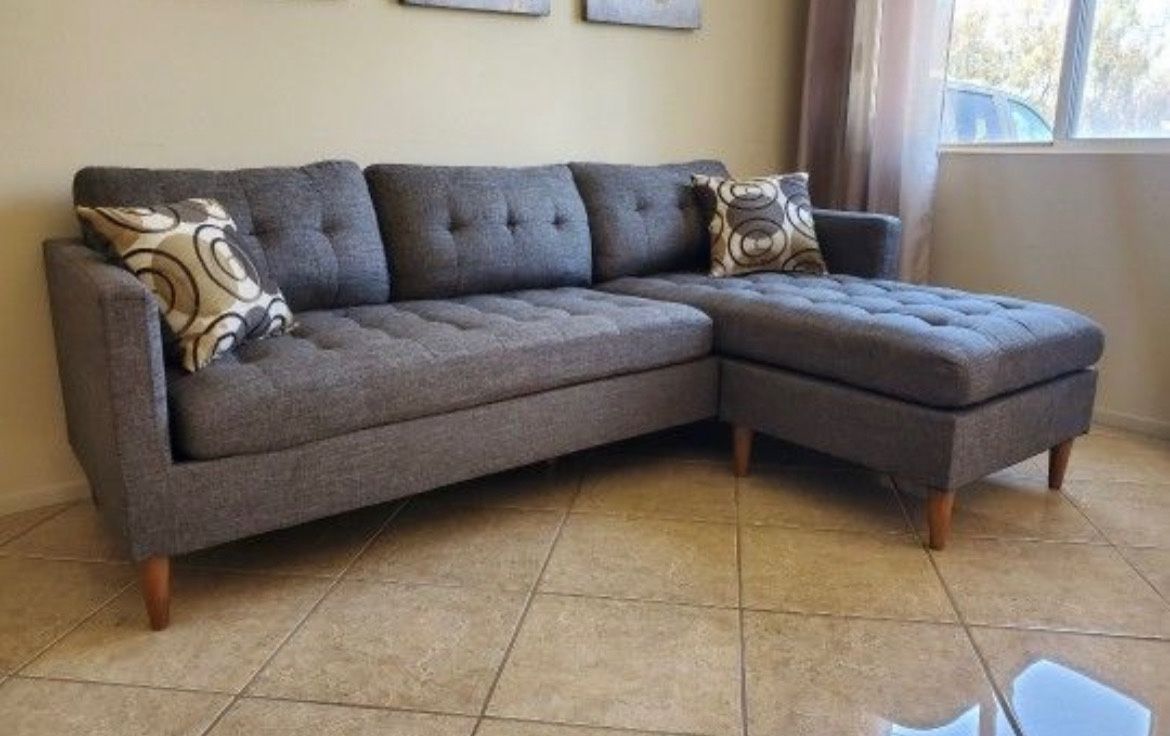 New Reversible Sectional. Grey. 86”x59”X. Free Delivery!