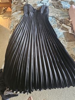 California dynasty pleated evening dress