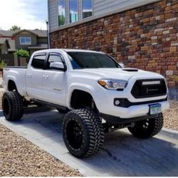 LIFT KIT SUSPENSION.  ROUGH COUNTRY  6" INSTALLATION. KIT Y ALINEAMIENTO