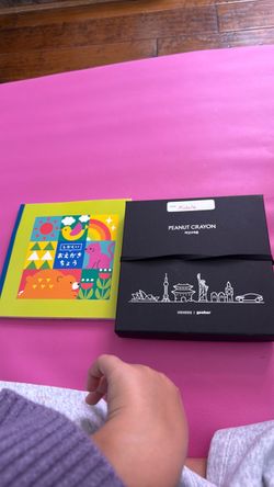 Genesis Goober Peanut Crayon Set