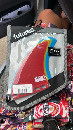 New Pyzel bobcat twin fins futures