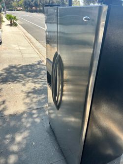 Working fridge