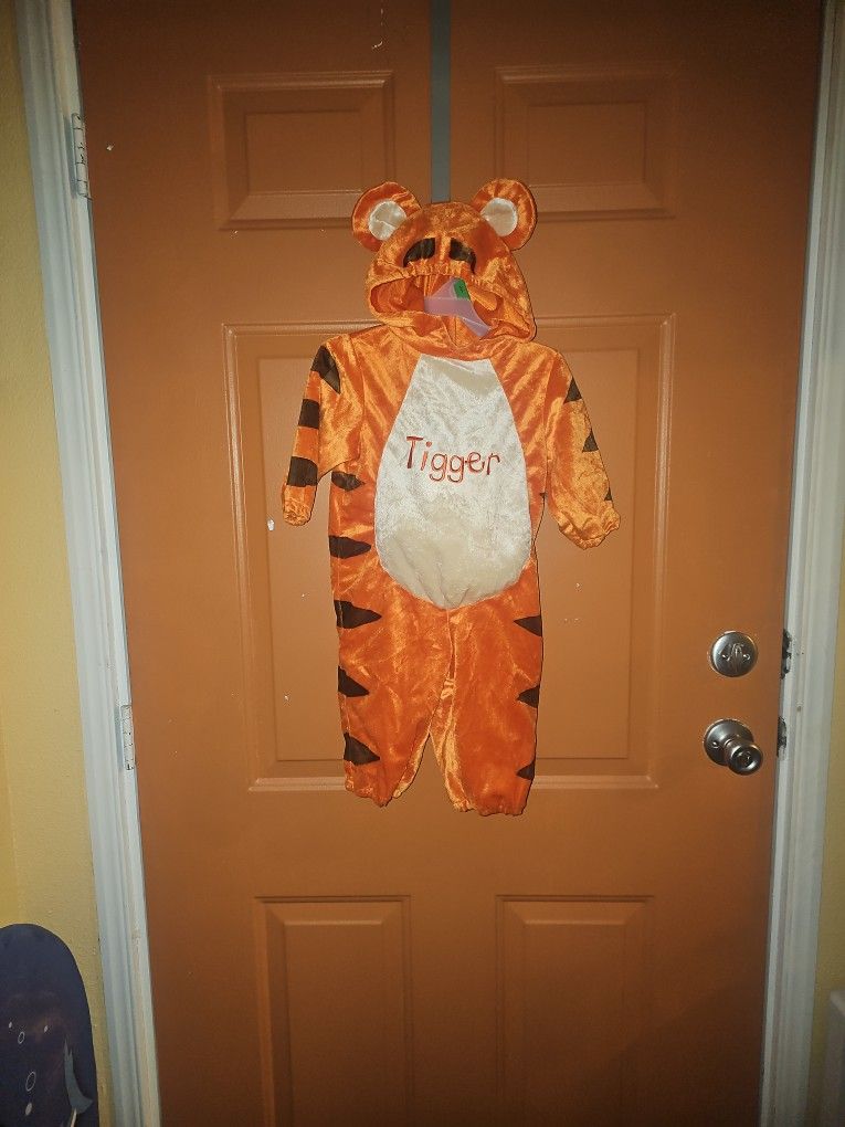 Tigger Costume