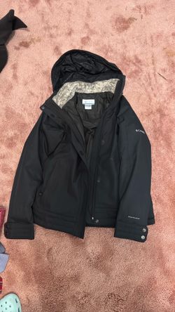 Columbia Women’s Black Insulated Winter Parka with Hood – Size M