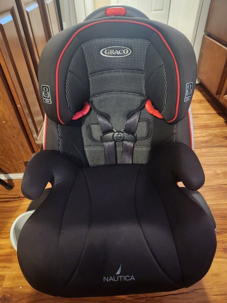 Car Seat And Booster Seat In Good Condition