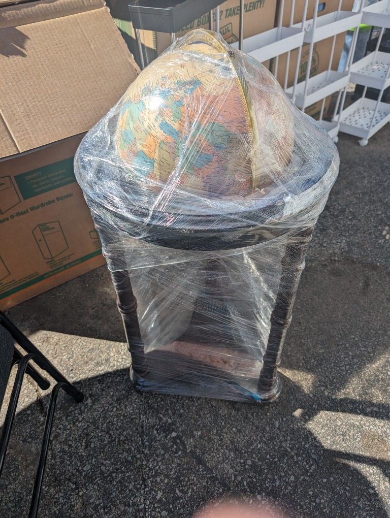 Globe