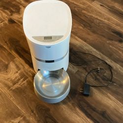 Automatic Pet Feeder