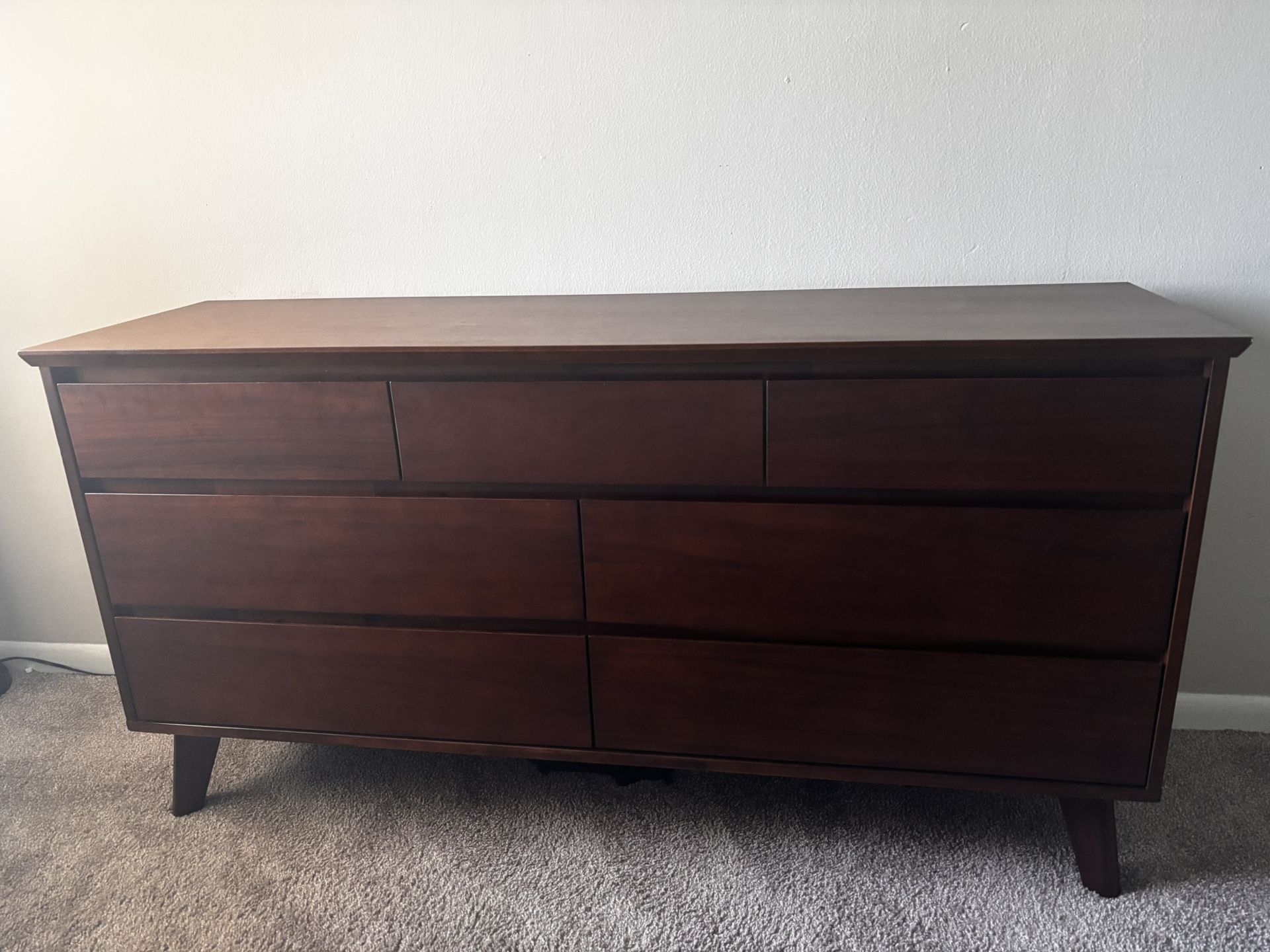 7 Drawer Dresser
