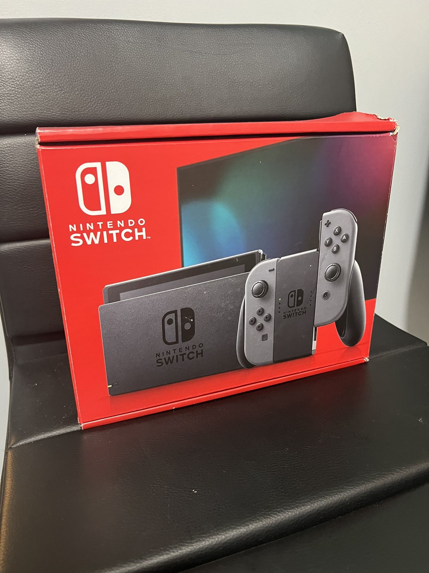 Nintendo Switch 