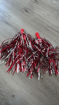 Pom poms $4