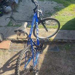 Huffy Rock Creek Mountain Bike