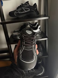 Black trainers