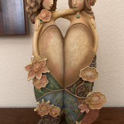 Enesco Statue 10” By Karen Hahn 2004-“ Just 2 Of Us Sisters”