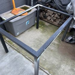 Metal table frame