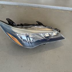 Toyota Camry Headlight LED 2015, 2016, 2017, Toyota Camry Headlamp, OEM Original Toyota light, passenger side Light