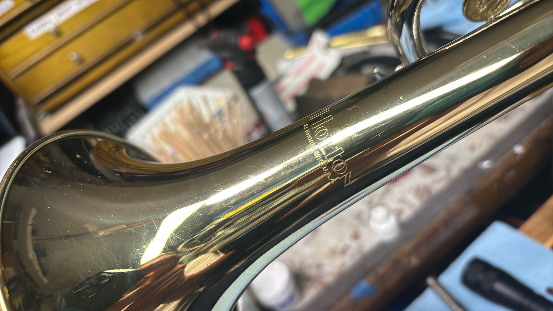 Trumpet Holton Elkhart Windowing