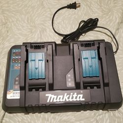 MAKITA DUAL FAST  CHARGER 