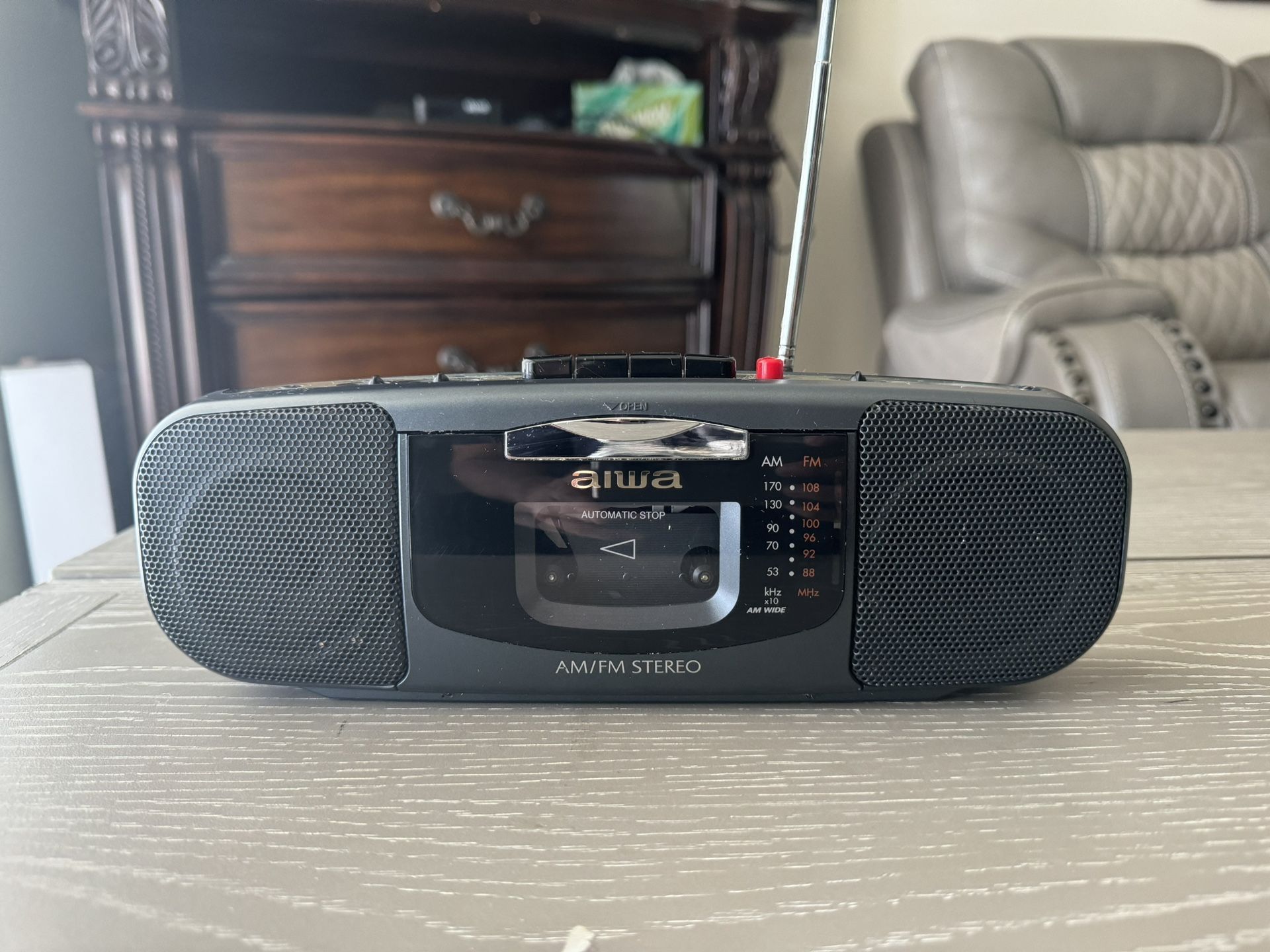 Aiwa CS P5W Portable 3 Band Radio Cassette Recorder Tested and Works