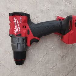 Milwaukee M18 Fuel Hammer Drill 