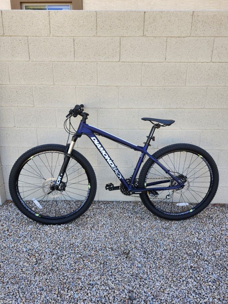 DIAMONDBACK OVERDRIVE SPORT 29 ER MOUNTAIN BIKE LIKE NEW ( CHECK MY OTHER BIKES)