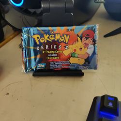 2000 Pokemon Topps TV Animation Series 2 Booster Pack Factory sealed 