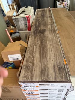vinyl plank waterproof flooring 321 sqft $549