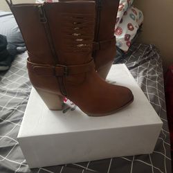 Women's Brown Boots