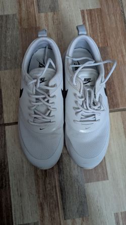 Nike Air Women Shoes - Size 7