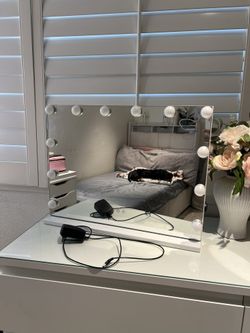 Vanity Mirror