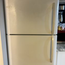 Refrigerator for sale! Used but works great
