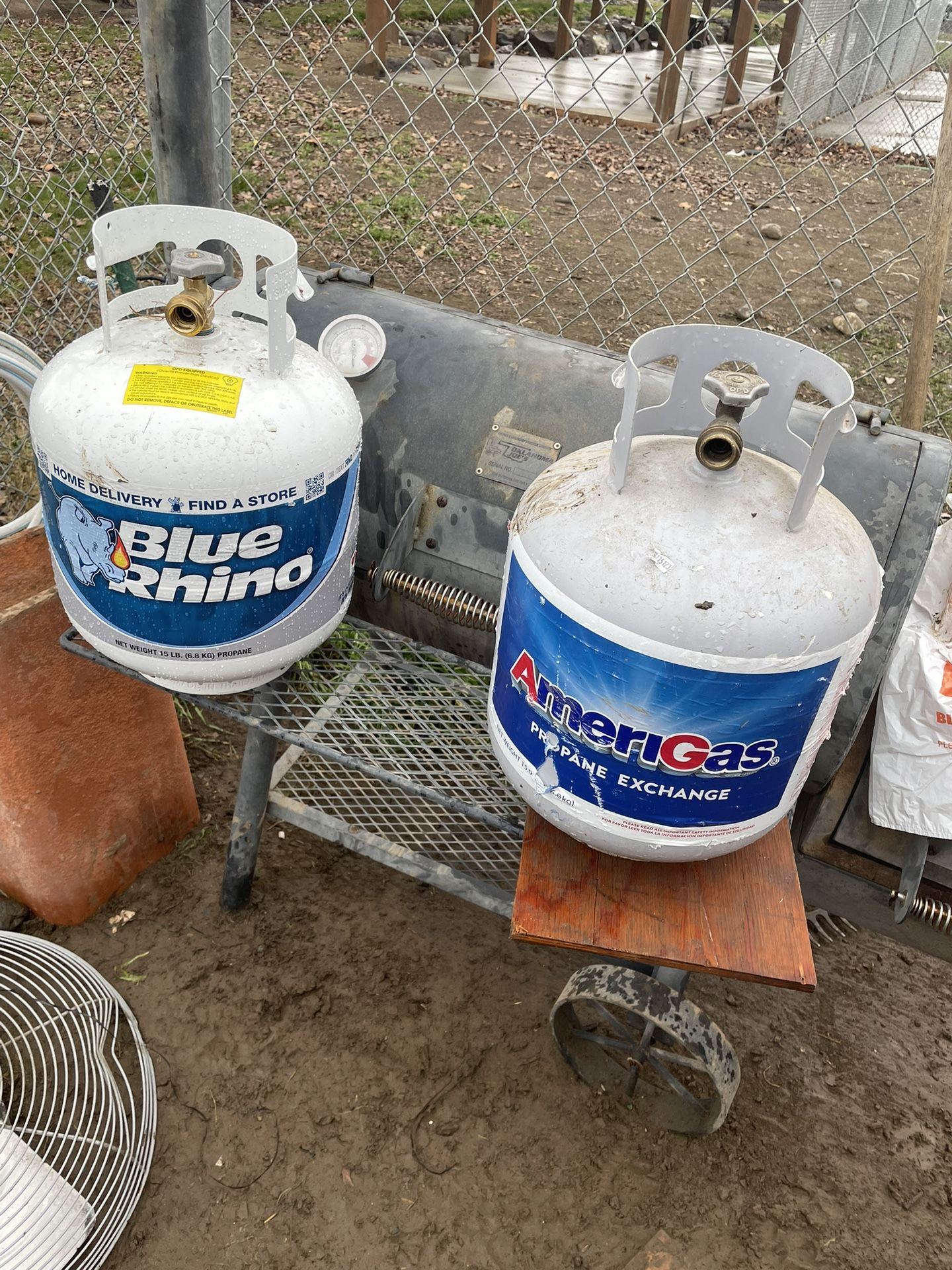 Empty 5 Gallon Propane Tanks