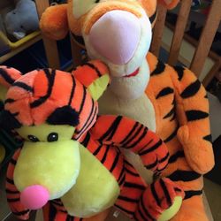 2 Tigger Stuffed Animals 