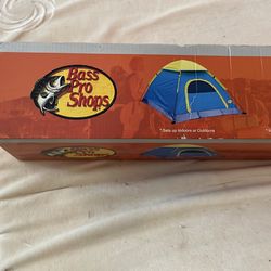 *never used” BASS PRO TENT KIDS CAMPING TENT