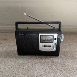 Sony FM/AM 2-Band Portable Radio